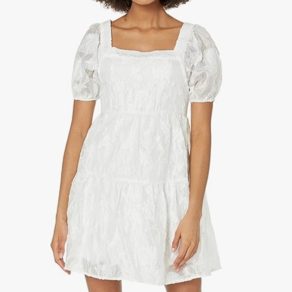 Xtraordinary Square Neck White Puff Sleeve Babydoll Dress